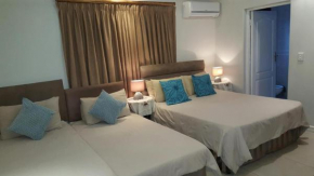 Room in Lodge - Savoy Lodge - Budget Triple Room 4